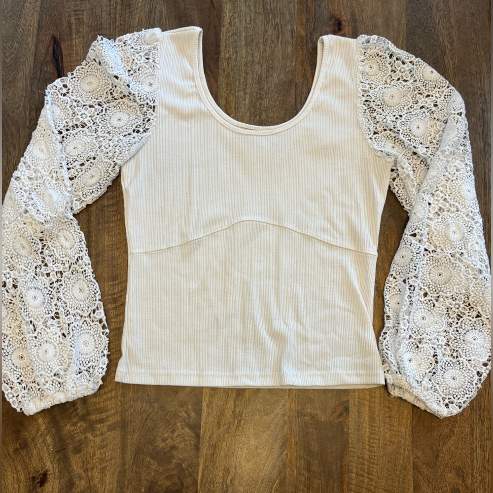 Willow Root top